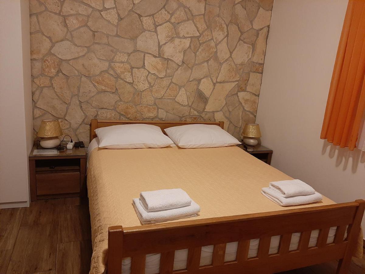 Guest House Renata Zadar Zewnętrze zdjęcie