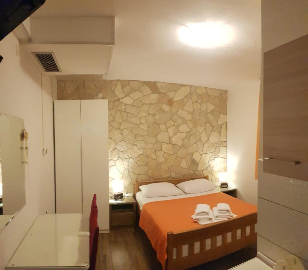 Guest House Renata Zadar Zewnętrze zdjęcie